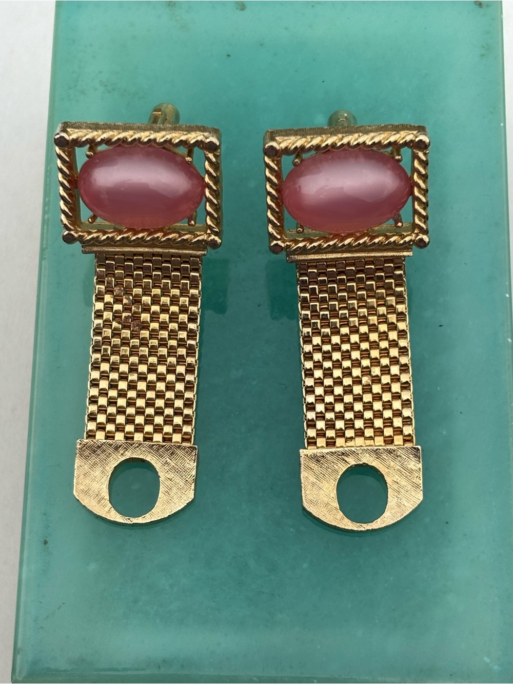 Vintage SWANK Gold Tone Mesh Wrap Cufflinks Pink Moonglow Cabochon Mid Century
